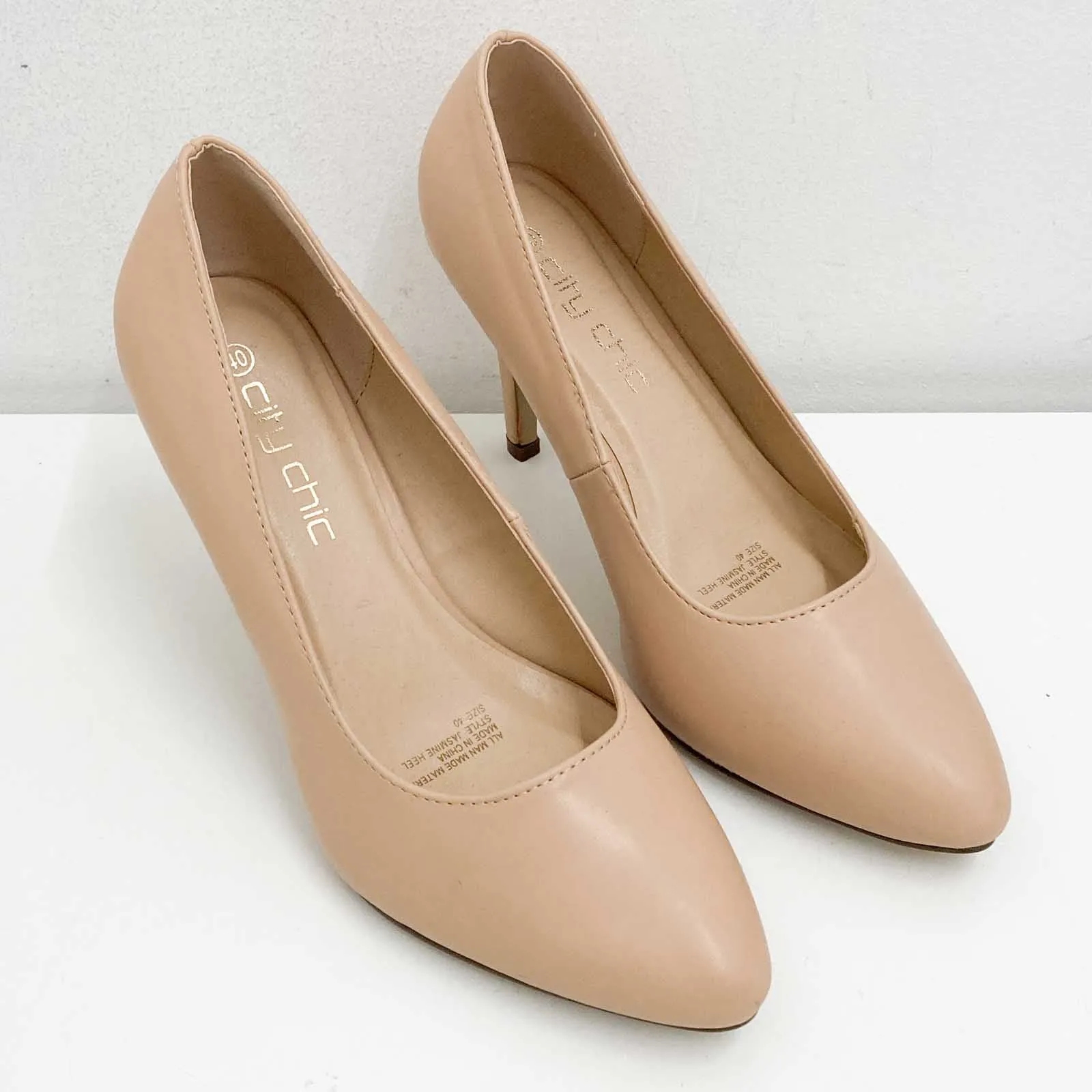 City Chic Nude Beige Faux Leather Slip On Court Heels Size 40 UK 7
