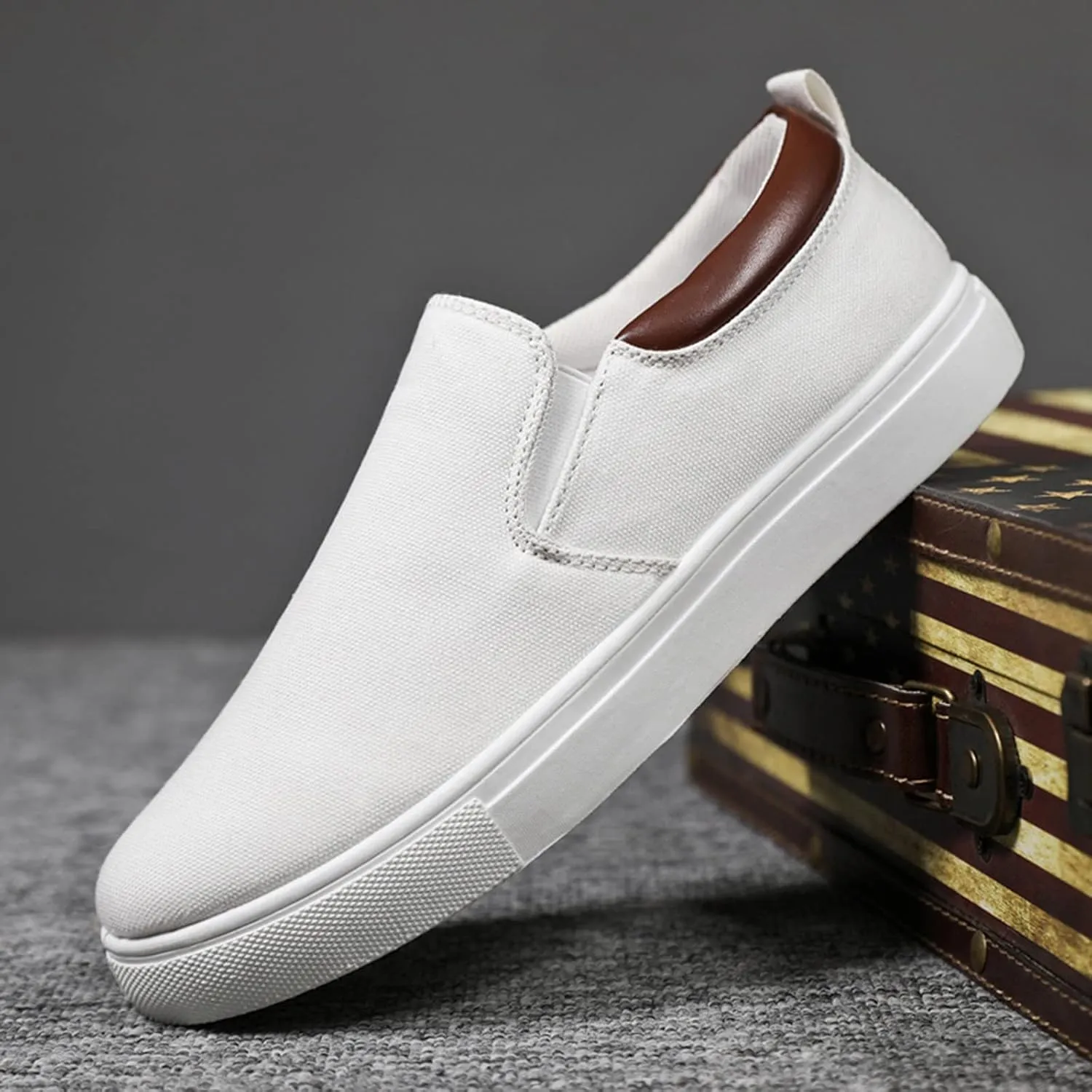 Foot Comfortable Men's Flat-Bottomed Fashionable Shoes Running Men's Sneaker Crease Shoes