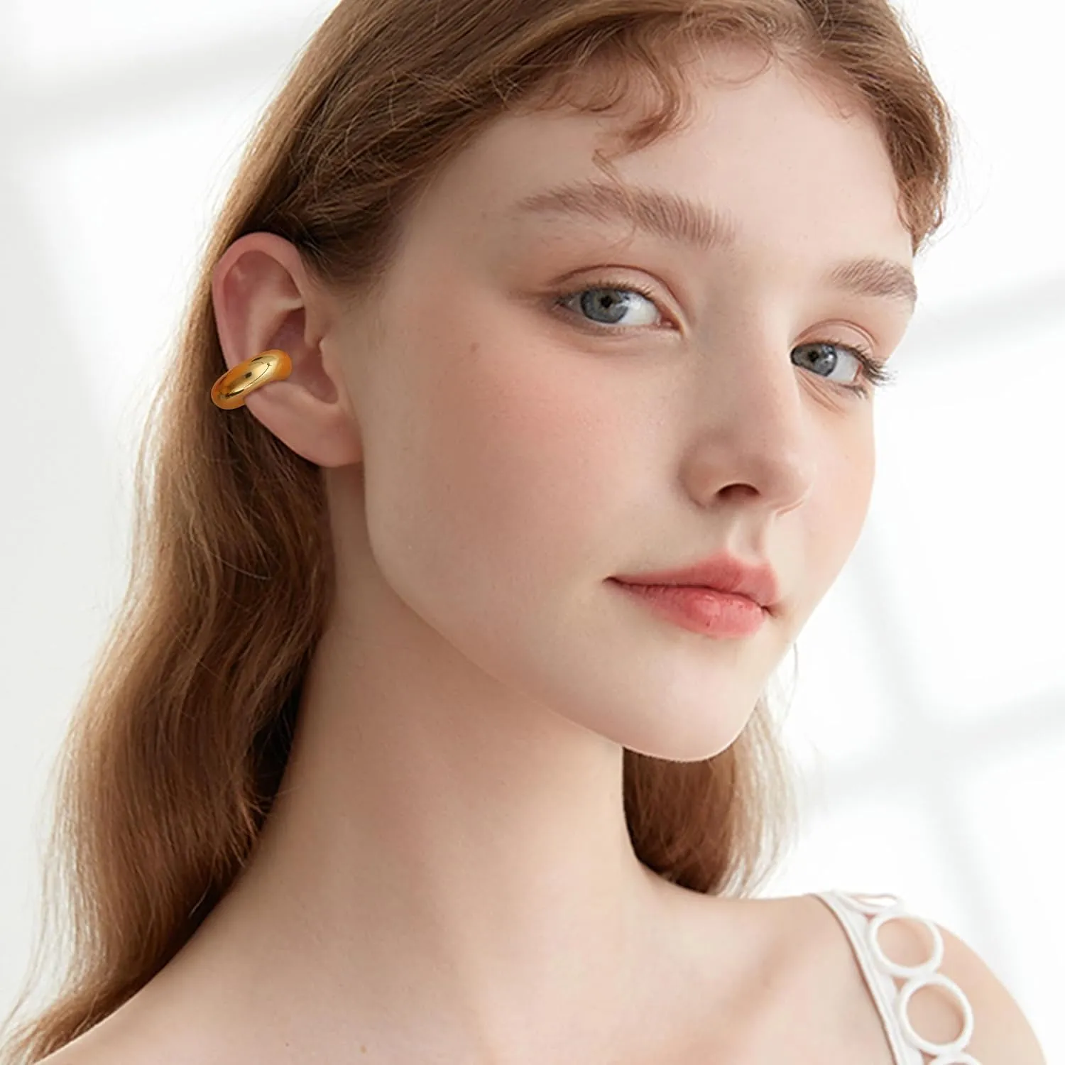 JeryWe Ear Cuff Earrings for Women Non Piercing - 14K Gold Plated Huggie Hoop, Clip On Elegant Ear Clips, Cartilage Wrap, Fashionable Fake Earring Cuffs for Non Pierced Ears 2PCS