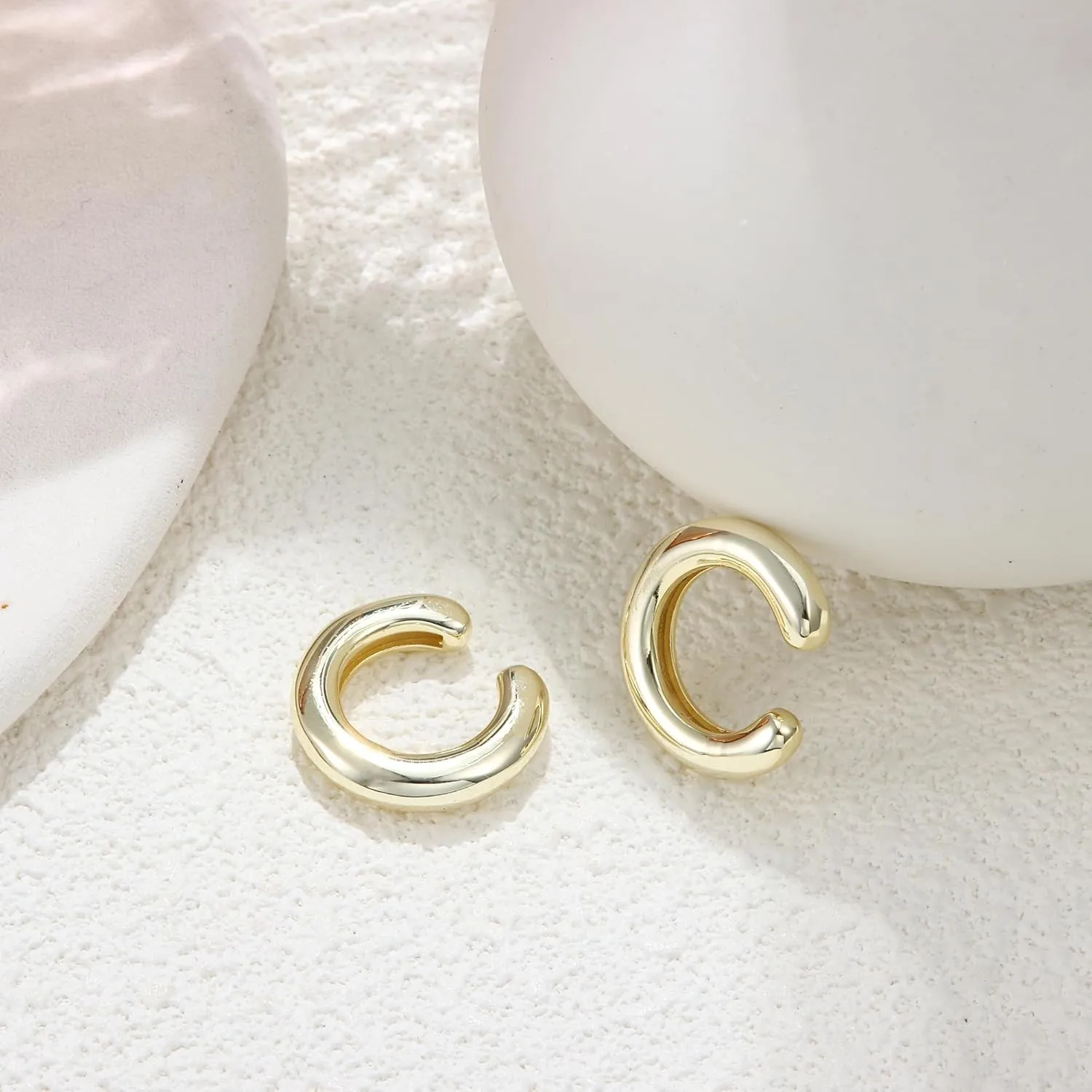 JeryWe Ear Cuff Earrings for Women Non Piercing - 14K Gold Plated Huggie Hoop, Clip On Elegant Ear Clips, Cartilage Wrap, Fashionable Fake Earring Cuffs for Non Pierced Ears 2PCS