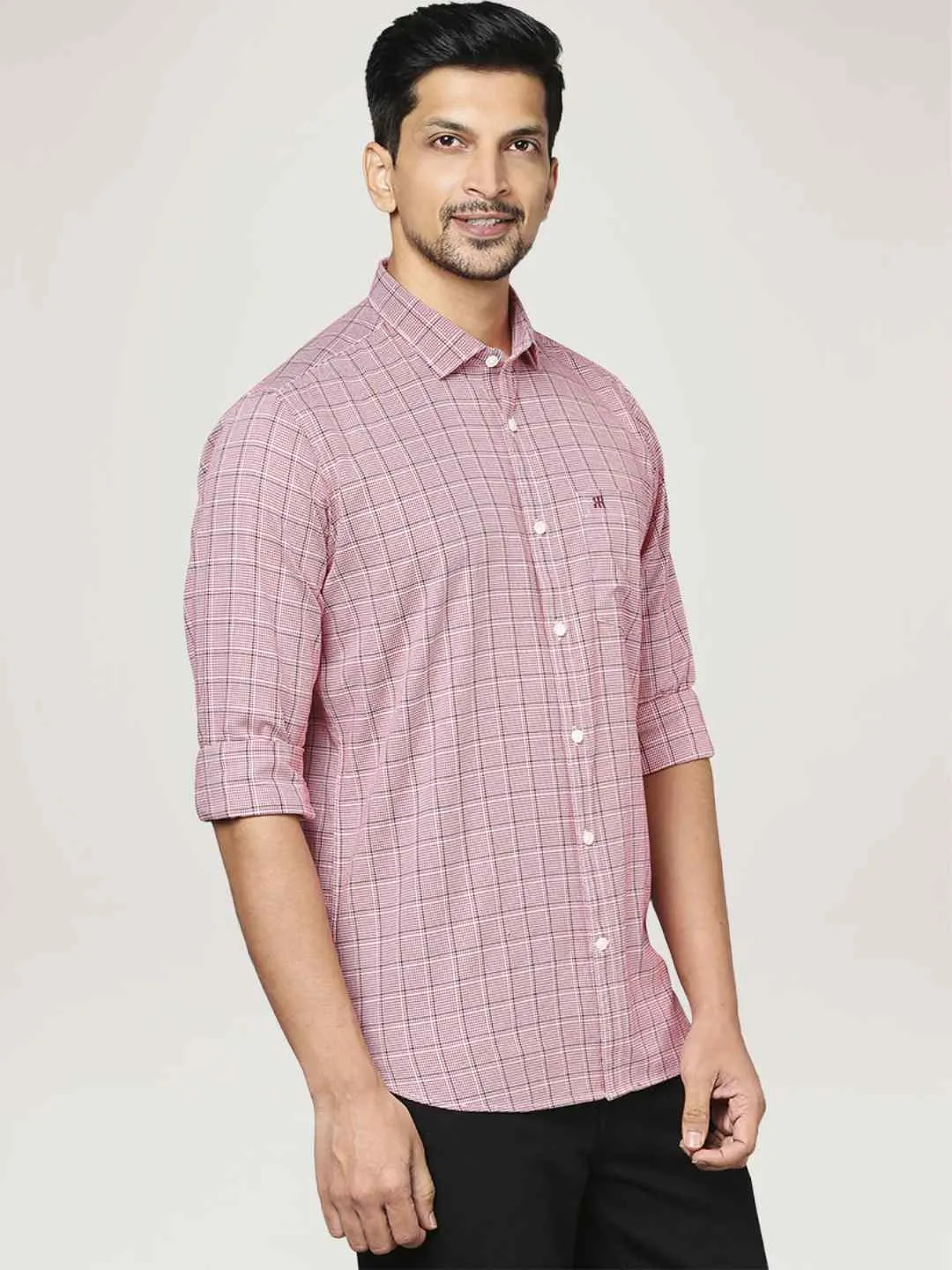 Men Red Contemporary Fit Checks Cotton Shirts