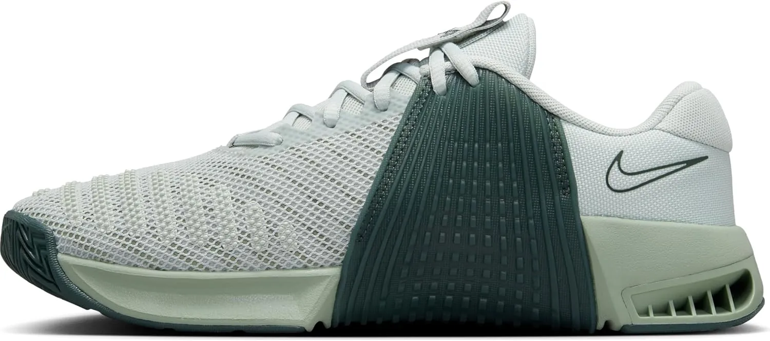 Nike Women's Low-top Sneakers