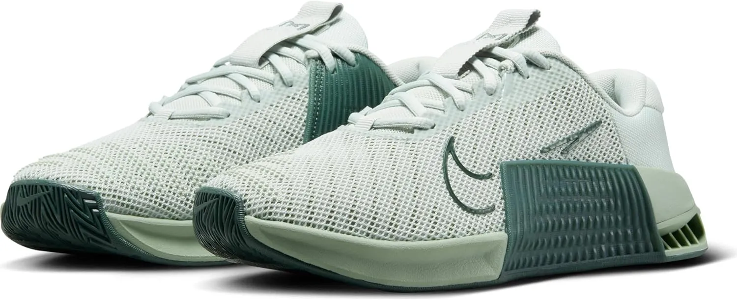 Nike Women's Low-top Sneakers