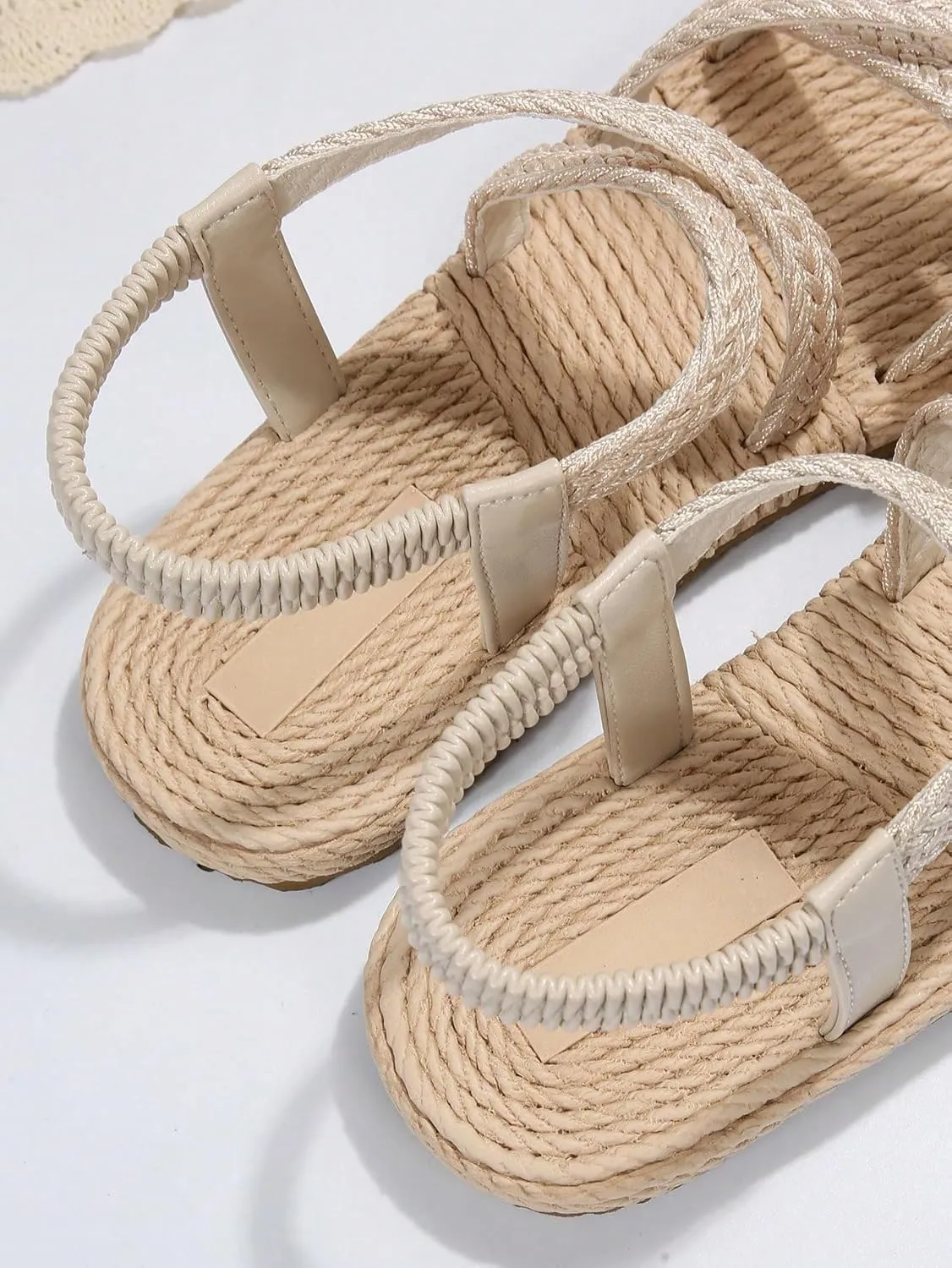 OYOANGLE Women's Straw Braided Criss Cross Strappy Open Toe Flat Sandals Boho Ankle Strap Slip on Beach Sandals