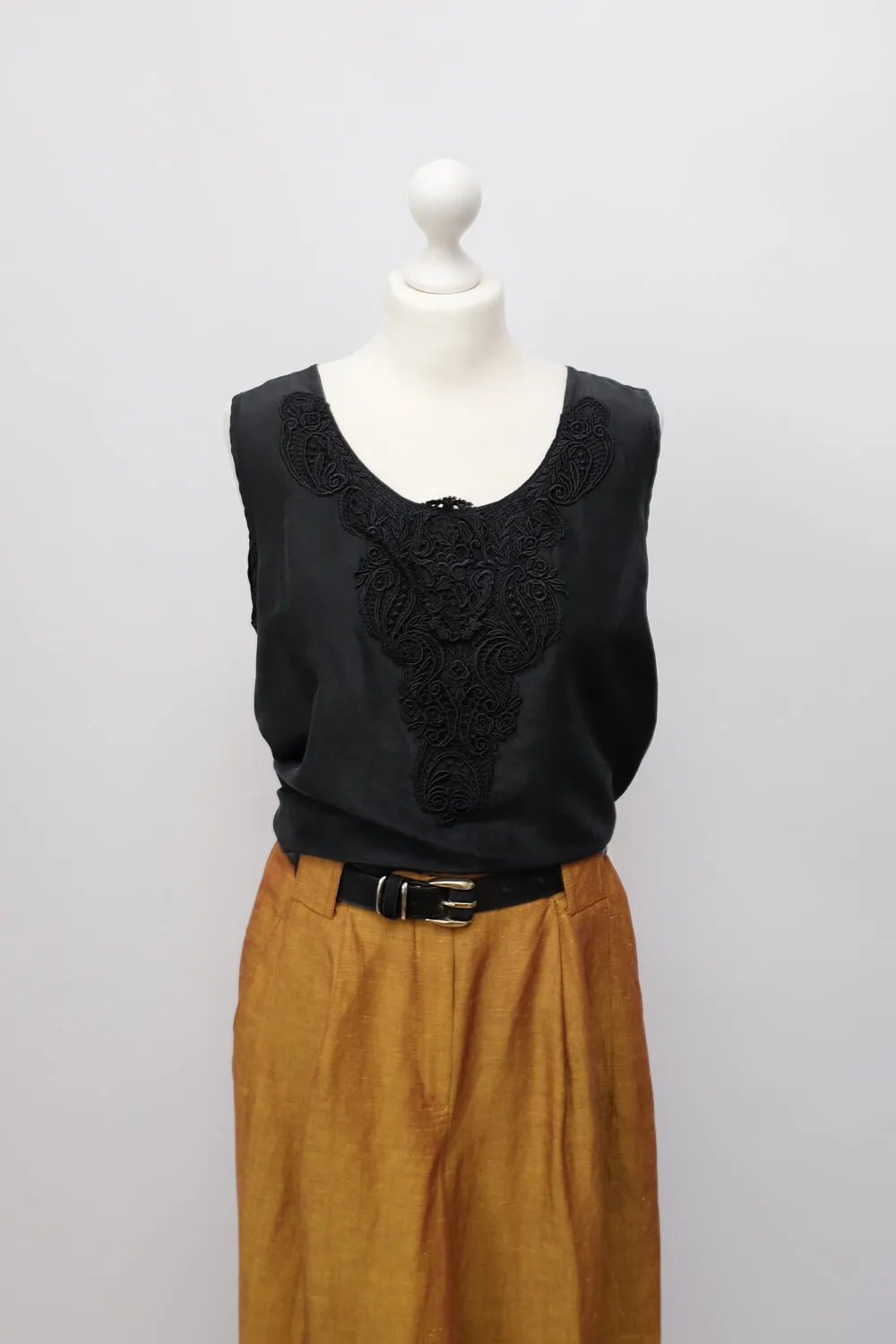 PURE SILK BLACK VINTAGE TANKTOP