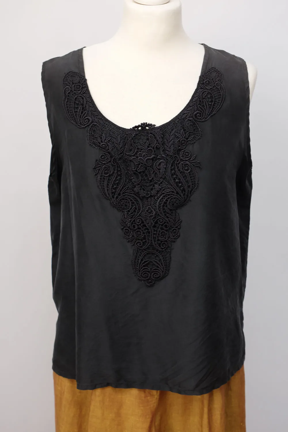 PURE SILK BLACK VINTAGE TANKTOP