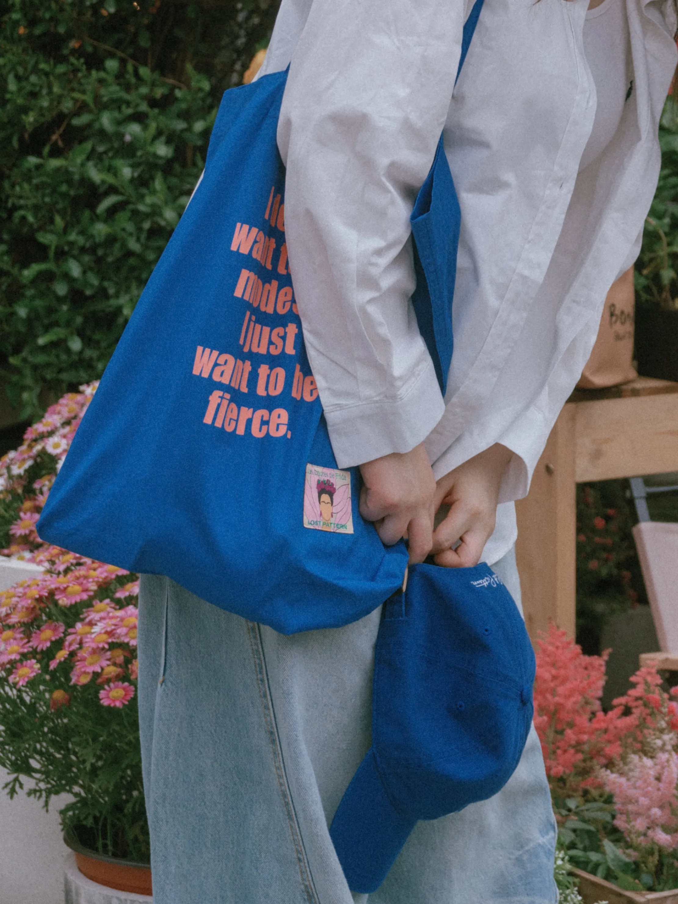 "The Voice of Frida" Cotton Tote Bag - Casa Azul Blue