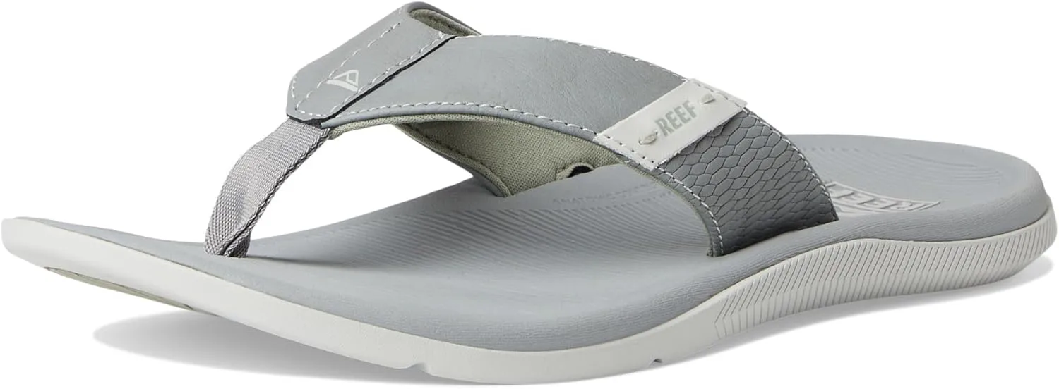 REEF Santa Ana Men's Flip Flop, Arch Support, Water Friendly, Non Marking Outsole