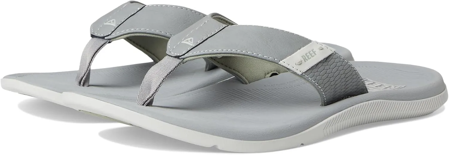 REEF Santa Ana Men's Flip Flop, Arch Support, Water Friendly, Non Marking Outsole