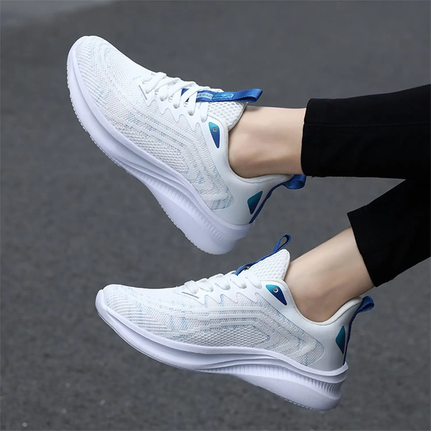Women's Fashion Sneaker Shoes Breathable Mesh Trail Running Shoes Non-Slip Lace-Up Training Sport Shoes Lightweight Outdoor Workout Shoes for Indoor Outdoor Gym