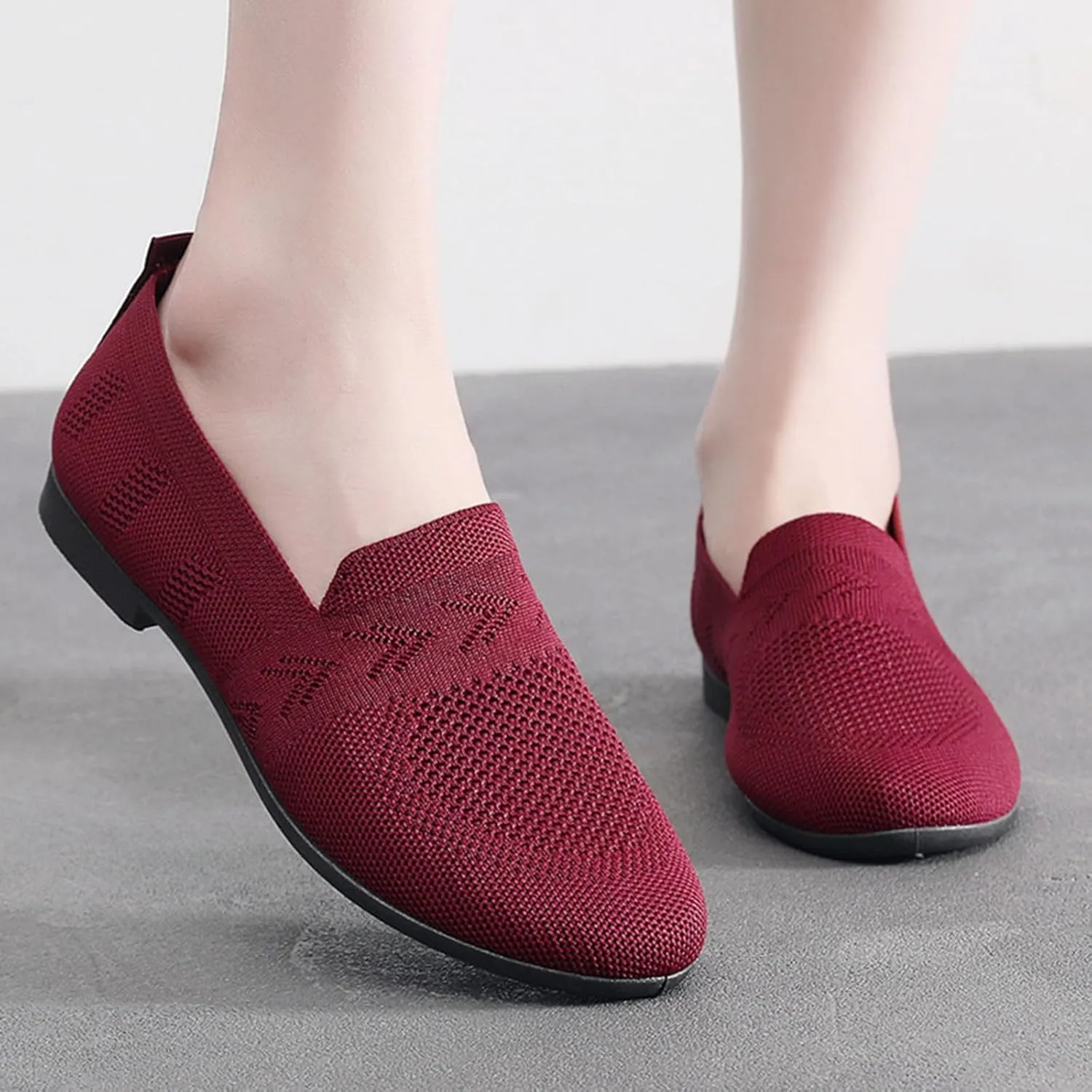 Women's Low Heel Casual Shoes Mesh Breathable Slip On Sneakers Comfortable Wide Width Work Shoes Summer Knit Flats