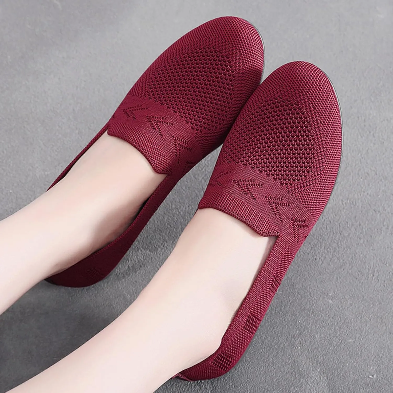 Women's Low Heel Casual Shoes Mesh Breathable Slip On Sneakers Comfortable Wide Width Work Shoes Summer Knit Flats